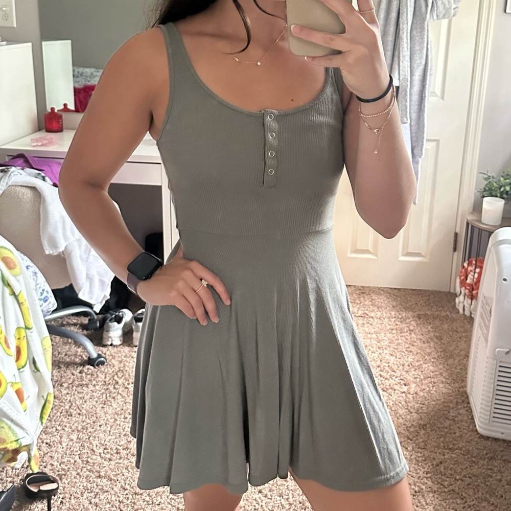 Forever 21 Army Green Sleeveless Scoop Neck Sundress